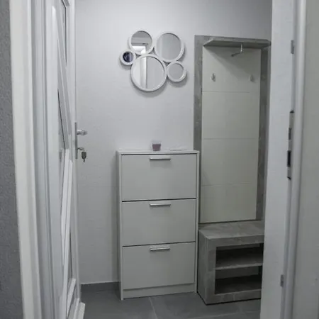 Apartment Magic *