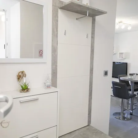 Apartment Magic Pucisca